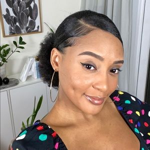 Meet your Posher, Stephanie